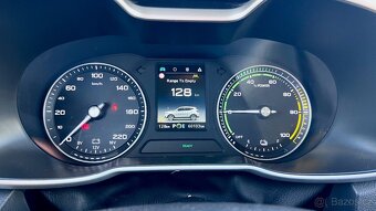 Elektrické MG ZS Luxury Automat Kuze Panorama Kamera - 14