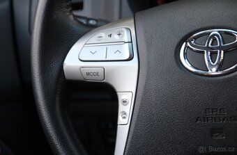 Toyota Hilux 3.0 D4D Double Cab Life Aut. 126kw - 14