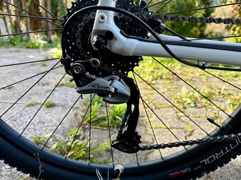 Horské kolo Specialized Rockhopper 29” S - 14