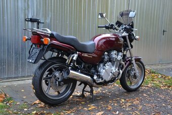 Honda CB 750 Seven Fifty - 14