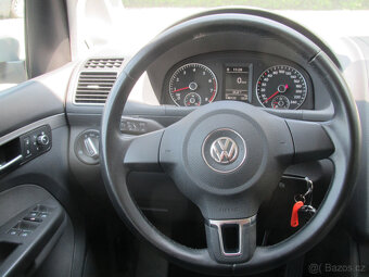 Volkswagen Touran 1.4 Fsi 7Míst - 14