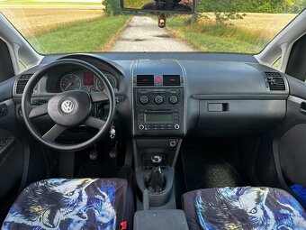 Volkswagen Touran 2.0 TDI - 14