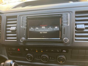 Multivan 110KW DSG R.V-6/2017 - 14