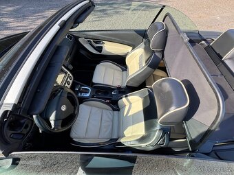 VW EOS 3.2 V6 184KW DSG - INDIVIDUAL - serviska - RARITA - 14