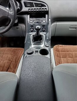 Peugeot 3008 2.0 Blue HDI 110 kw (150 koní) - 14