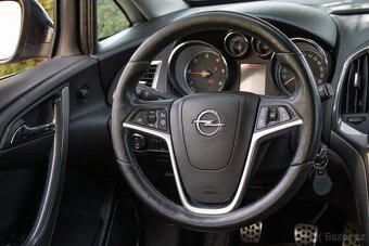 Opel Astra Sport Tourer ST 2.0 CDTI - 14