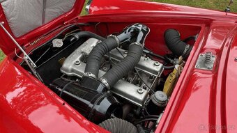 Alfa Romeo Giulia Sprint 1600 z roku 1962 - 14