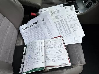 Volkswagen Passat B6 2.0 TDI 103kW 4Motion Kůže Navi Xenony - 14