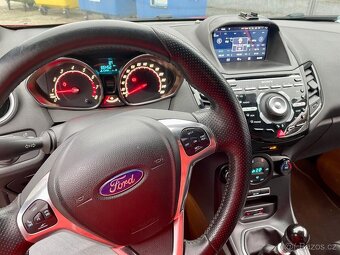 Ford Fiesta ST - 14