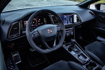 Seat Leon CUPRA R ST 2.0 TSI 4Drive DSG / AJ NA SPLÁTKY / - 14