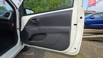 Peugeot 108 1.0 VTi najeto 41tis Km 1.majitel po STK - 14