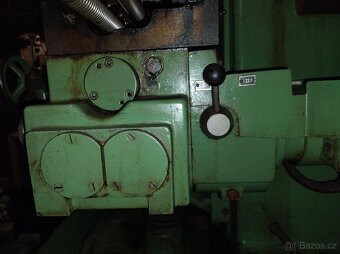 Frezka Hermle FW800, nastrojarksa frezka - 14