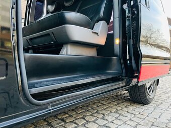 Hyundai H1 2.5CRDi 125kW AUTOMAT 8-MÍST VÝHŘEV KŮŽE PREMIUM - 14