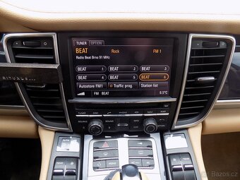 Porsche Panamera 3.6 220 KW SERVIS PORSCHE - 14