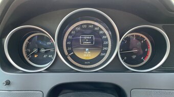 MERCEDES-BENZ C250CDi XENONY HARMAN/KARDON - 14