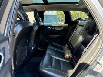 2019 Volvo XC60 T5 Momentum 2.0 - 14