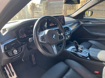 BMW 530d xDrive M-sport - 14