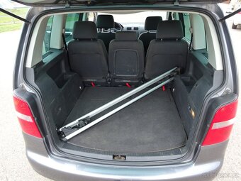 VW TOURAN 2.0 TDI r.v.2005 (100 kw) stk:5/2027 - 14