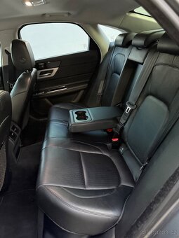 Jaguar XF 2.0d výborný stav - 14