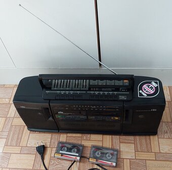 Elta radiomagnetofon - 14