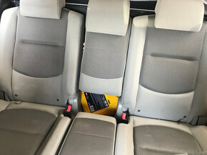 Mazda 5 1,8i 16V 85kW 2005 L8 - DILY, JEZDI - 14