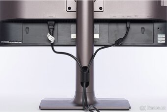 Monitor 24" Ultra HD SAMSUNG U24E850R - 14