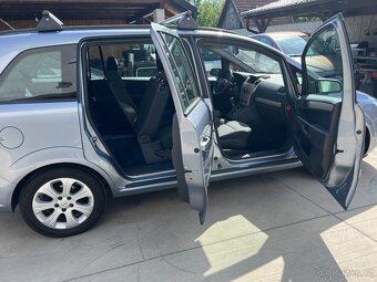 Opel Zafira 1.6i 85KW 1.MAJ. 7 MÍST TEMPOMAT PDC 2X ALU KOLA - 14