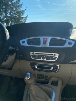 Renault megane scenic - 14