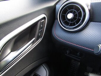 MG ZS 1,5 DVVT 78 kW Essential - 14