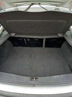 Prodám Ford Focus 1,6 benzín, 74kw, r.v. 6/2005 - 14