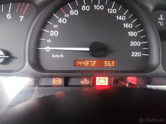 Opel Vectra 1.8i - 14