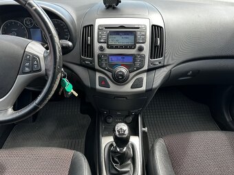 Hyundai i30 CW 1.6 92Kw / 2010 - 14