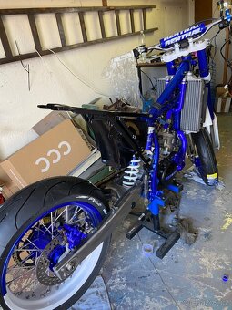 Husqvarna 125 2t Supermoto - 14