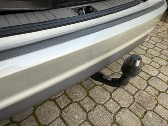 Ford Focus kombi 2.0 TDCI Ghia 100kw - 14