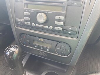 Ford Fusion 1.4 benzin 59 KW.  Rok 2009. Klima. Tažné - 14