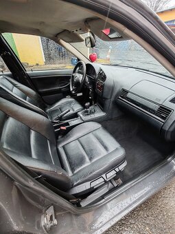 Prodám BMW E36 combi 318i 85kw - 14