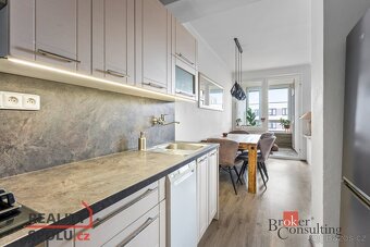 Pronájem, byty/3+kk, 71 m2, Pod Zámečkem 292/74, 50006 Hrade - 14