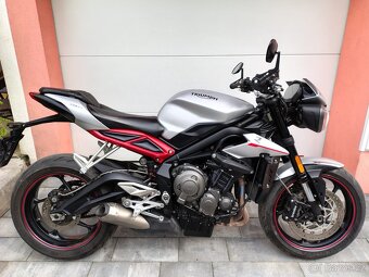 Triumph Street Tripla R 765 - 14