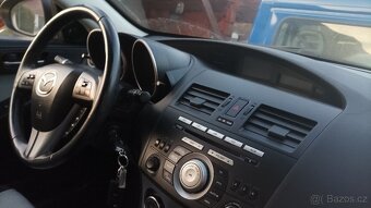 Mazda 3 - 14