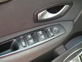 RENAULT MÉGANE SCÉNIC 1.5 DCi 78KW RV-2009 - 14