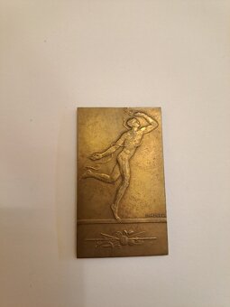 STARÉ MOSAZNÉ MEDAILE ZE  30.let - 14