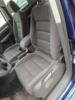 Volkswagen Touran kombi r.07 1.9 Díly - 14