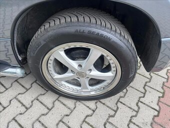 Suzuki Grand Vitara 2.0JLX 103kW 2006 149253kmbez koroze - 14