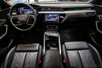 Audi Q8 E-tron 55 Advanced - 14