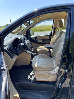 Hyundai H 1,  2,5 CRDi 8 míst - 14