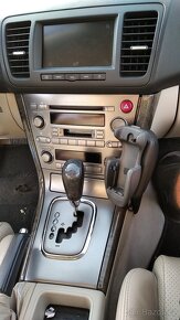 Subaru Legacy IV 3.0 H6 - 14