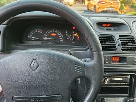 Laguna RTI 3,0 V6 - 14