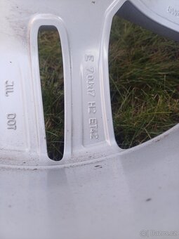 VW Alu kola 7J 17 et 42 originál, rozteč 5x112 - 14