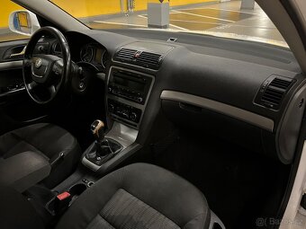 Škoda Octavia 2.0Tdi 103kw ČR Ser.kn/Elegant - 14
