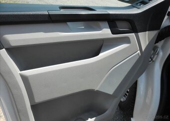 Volkswagen Transporter 2,0 TDI 75 kW 3 Místa Serviska nafta - 14